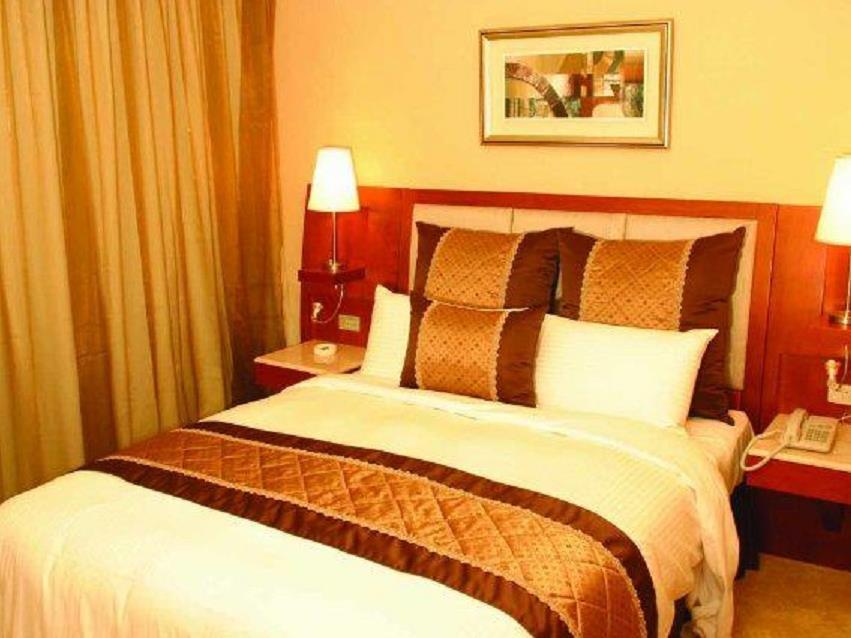 Elegance Hotel Тайпей Екстериор снимка